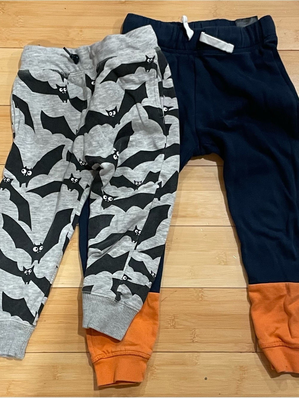LIKE NEW! BUNDLE! 2 PAIRS! H&M Cotton Toddler Kids Play Pants Halloween Sz 4-5
